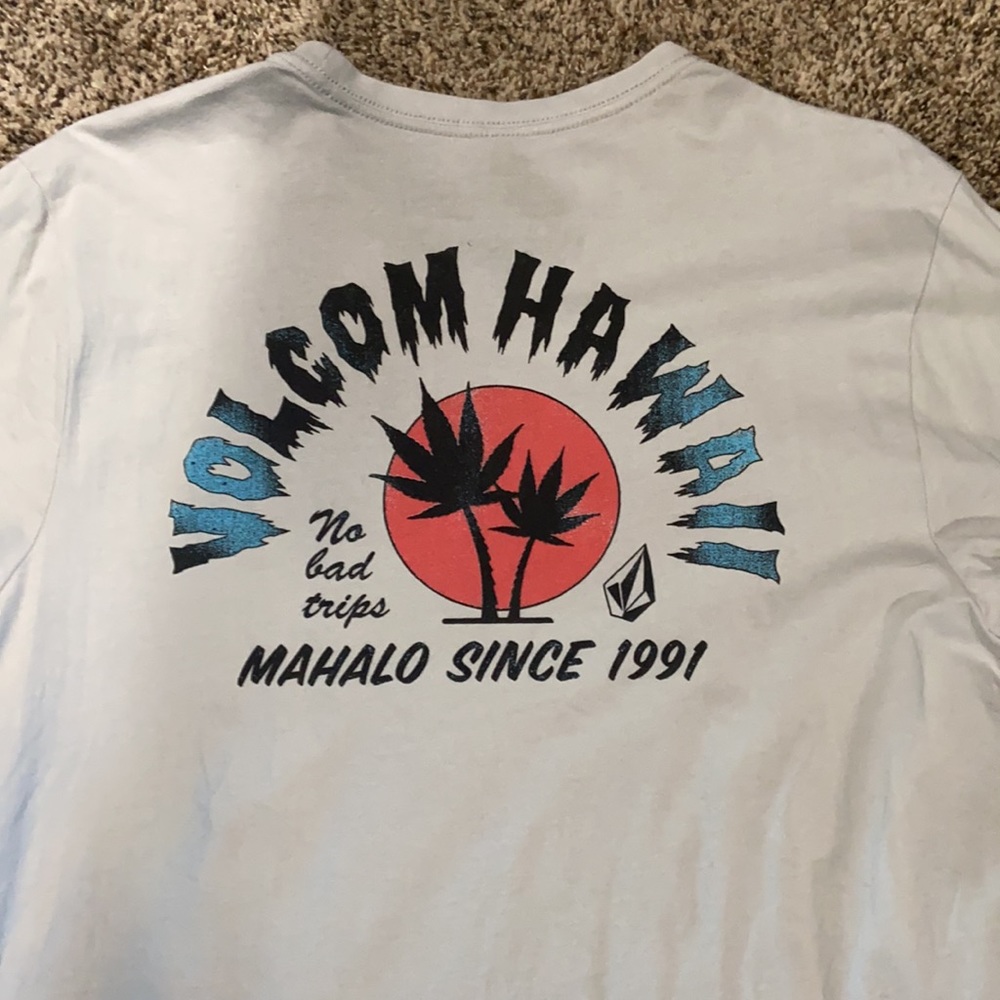 Volcom T-Shirt size Medium